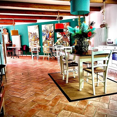 Welcome Traveller Frida's Gæstehus Caprino Veronese